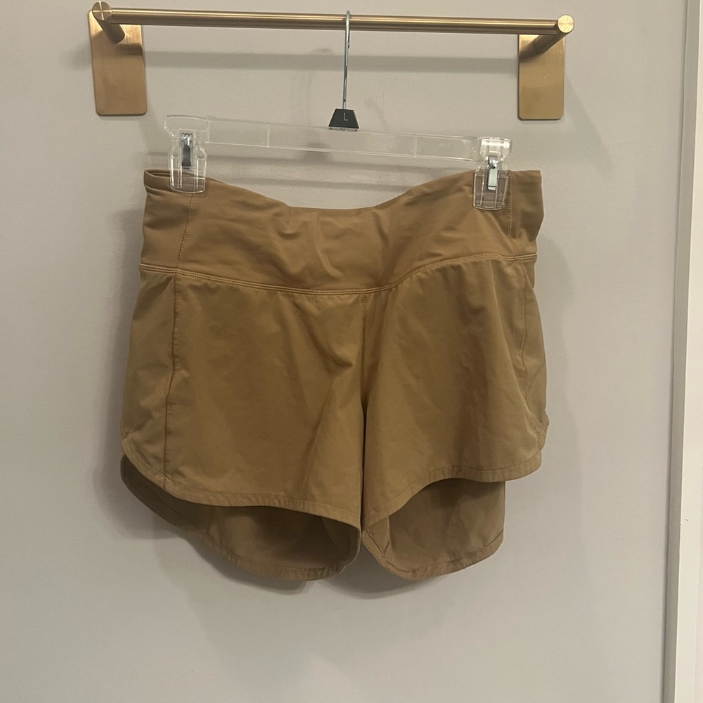 Lululemon Mid-rise speed it up shorts 4 in